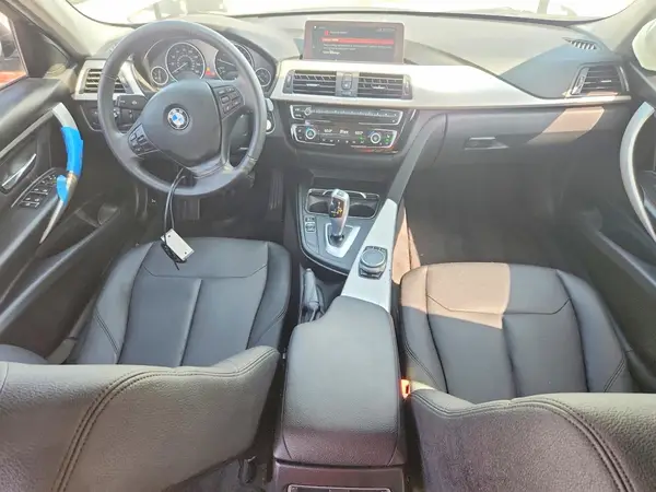 WBA8E1G5XJNU90489 2018 BMW 3ER - Image 8