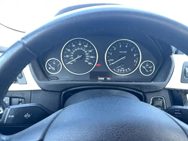 WBA8E1G5XJNU91139 2018 BMW 3ER - Image 8