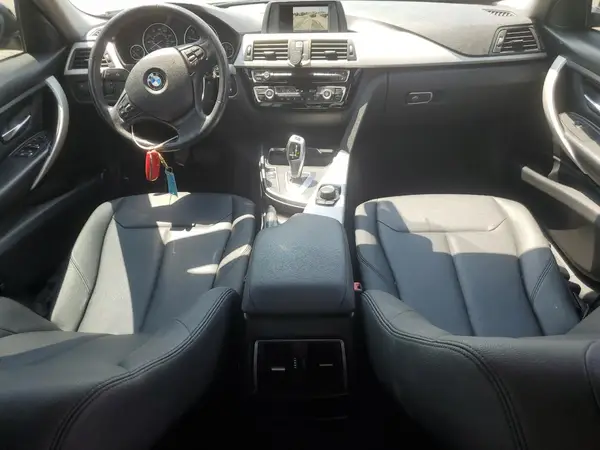 WBA8E1G5XJNU93375 2018 BMW 3ER - Image 8