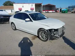 WBA8E1G5XJNU93425 2018 BMW 3ER