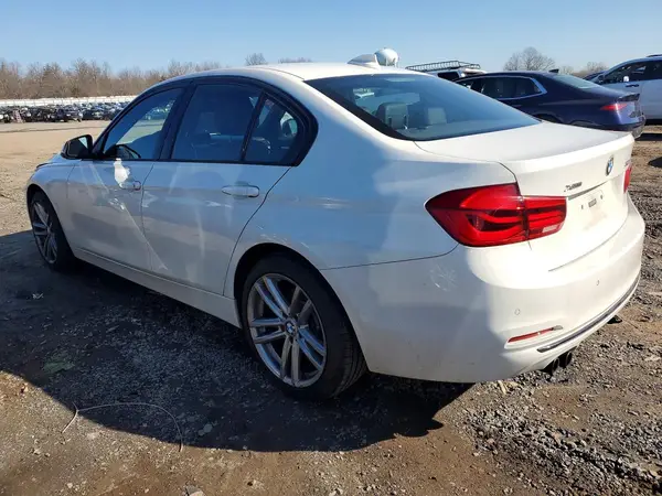 WBA8E3C52GK502579 2016 BMW 3ER - Image 2