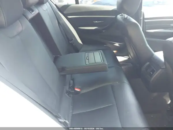 WBA8E3C52GK503750 2016 BMW 3ER - Image 8