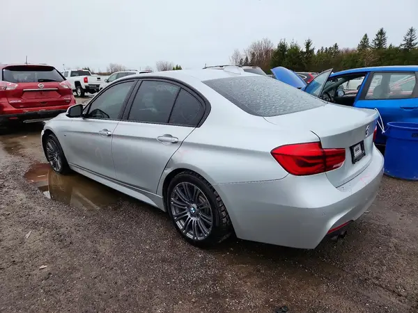 WBA8E3C54GK502504 2016 BMW 3ER - Image 2