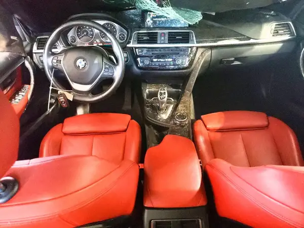 WBA8E3C54GK503801 2016 BMW 3ER - Image 8
