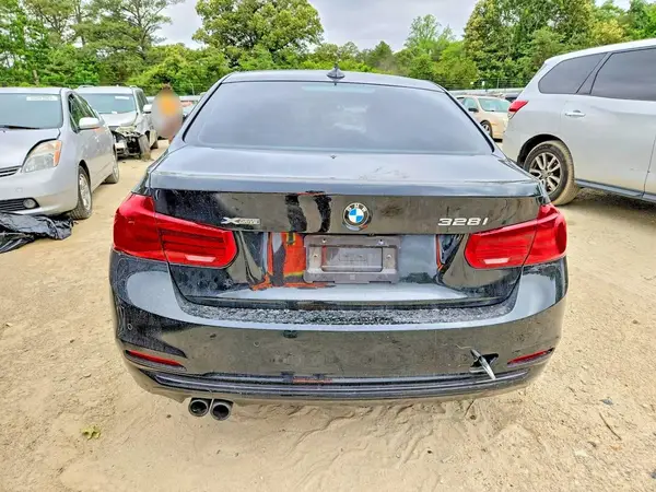 WBA8E3C54GK504673 2016 BMW 3ER - Image 8