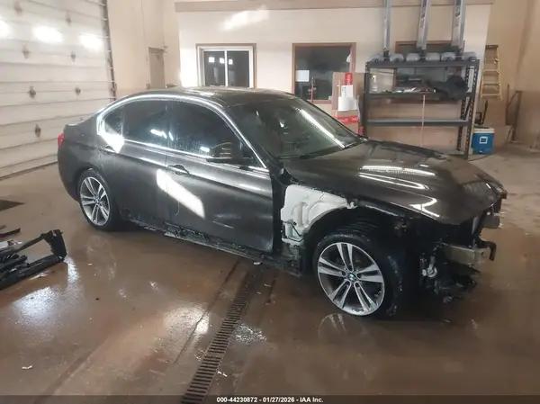 WBA8E3C56GK500396 2016 BMW 3ER - Image 1