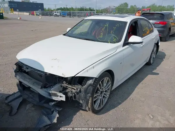 WBA8E3C57GK501217 2016 BMW 3ER - Image 2