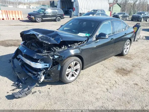 WBA8E3C57GK503131 2016 BMW 3ER - Image 2