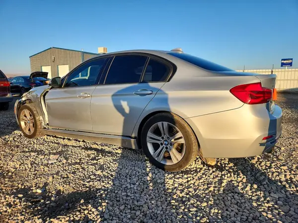 WBA8E3C57GK504358 2016 BMW 3ER - Image 2