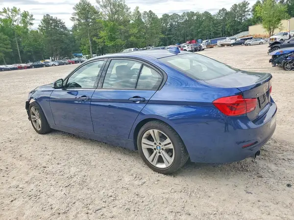 WBA8E3C57GK504716 2016 BMW 3ER - Image 2