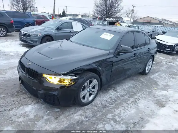 WBA8E3C57GP974456 2016 BMW 3ER - Image 2