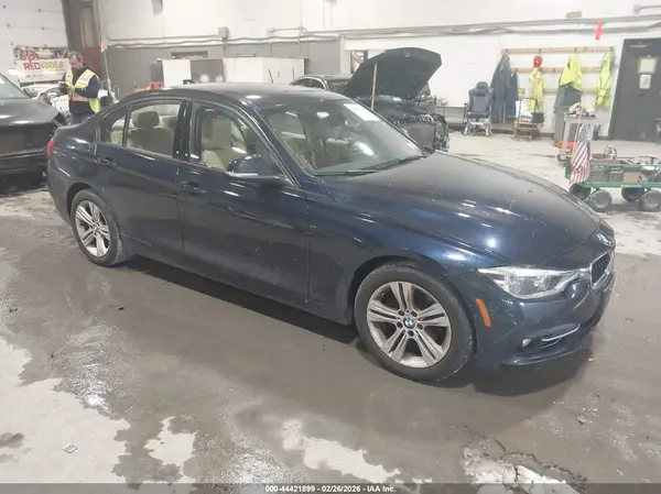 WBA8E3C58GK503610 2016 BMW 3ER - Image 1
