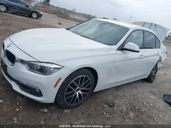 WBA8E3C58GK504935 2016 BMW 3ER - Image 2