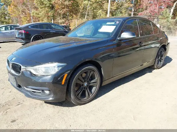WBA8E3C59GK503986 2016 BMW 3ER - Image 2