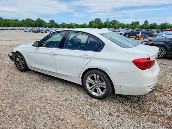 WBA8E3C5XGK500725 2016 BMW 3ER - Image 2