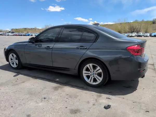 WBA8E3C5XGK502409 2016 BMW 3ER - Image 2