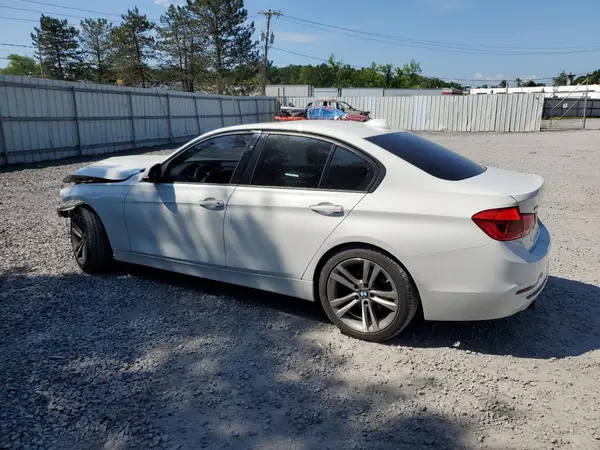 WBA8E3C5XGK502586 2016 BMW 3ER - Image 2