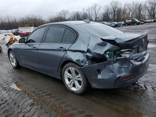 WBA8E3C5XGK503639 2016 BMW 3ER - Image 2