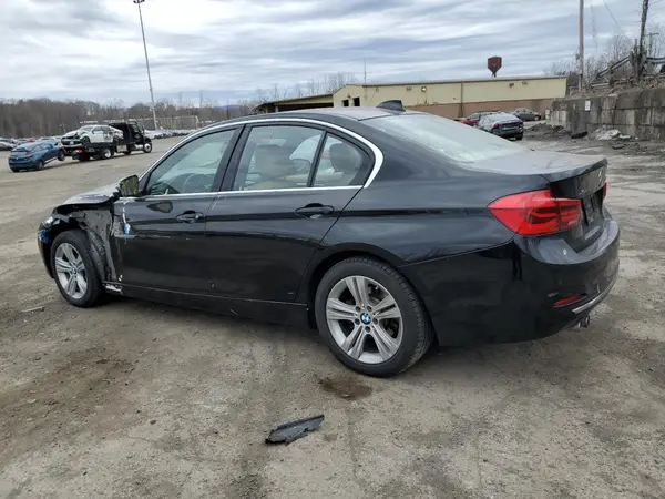 WBA8E3C5XGK503897 2016 BMW 3ER - Image 2