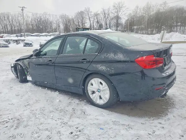 WBA8E3G50GNT75985 2016 BMW 3ER - Image 2