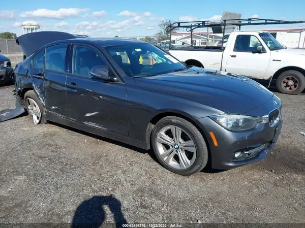 WBA8E3G50GNT77218 2016 BMW 3ER