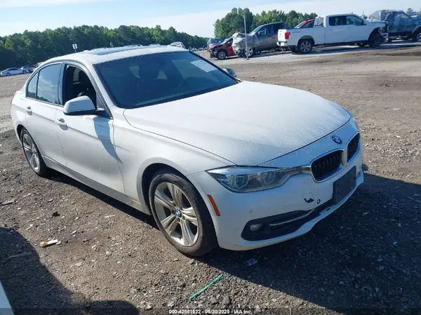 WBA8E3G50GNT77882 2016 BMW 3ER - Image 1