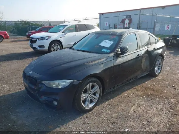WBA8E3G50GNU01825 2016 BMW 3ER - Image 2