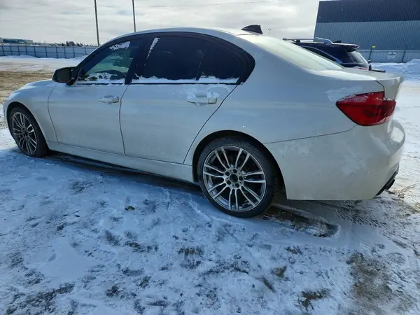 WBA8E3G50GNU02635 2016 BMW 3ER - Image 2
