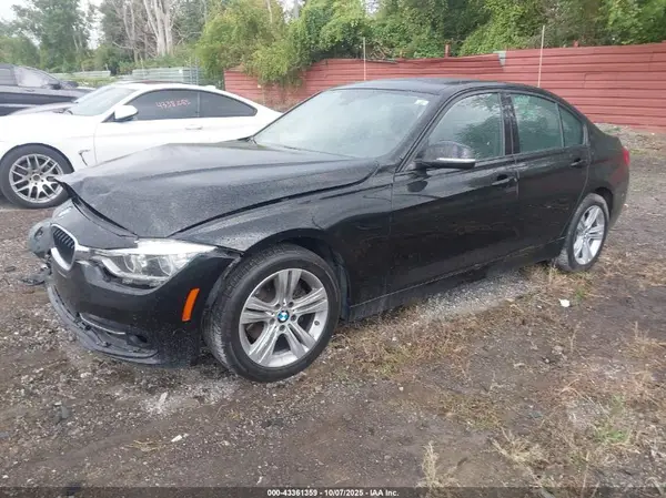 WBA8E3G51GNU05219 2016 BMW 3ER - Image 2