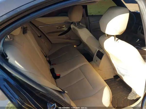 WBA8E3G51GNU05639 2016 BMW 3ER - Image 8