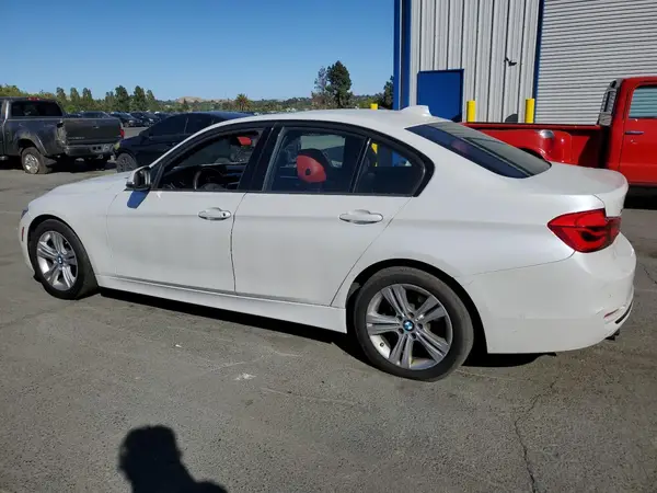WBA8E3G52GNT26206 2016 BMW 3ER - Image 2