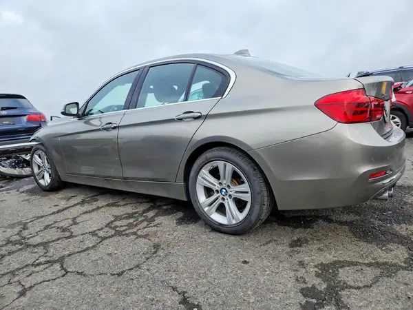WBA8E3G52GNT80573 2016 BMW 3ER - Image 2