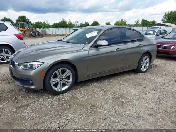 WBA8E3G52GNU02202 2016 BMW 3ER - Image 2