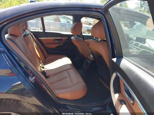 WBA8E3G53GNT75379 2016 BMW 3ER - Image 8