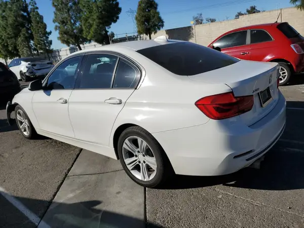 WBA8E3G53GNT76905 2016 BMW 3ER - Image 2