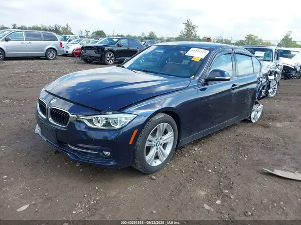 WBA8E3G53GNT78945 2016 BMW 3ER - Image 2