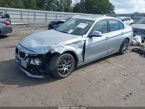 WBA8E3G53GNT79772 2016 BMW 3ER - Image 2