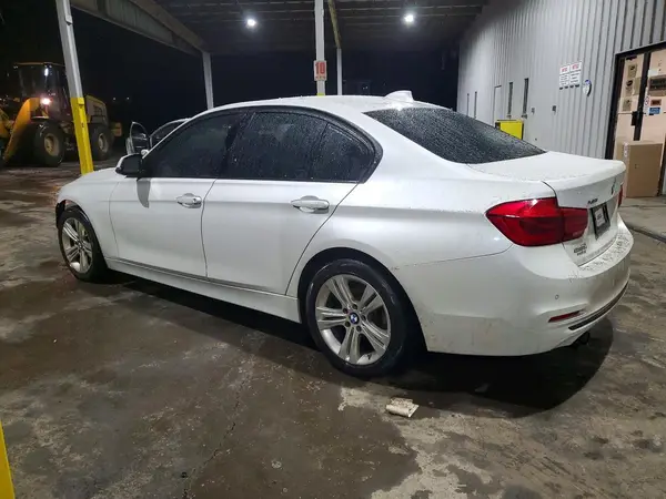 WBA8E3G53GNU01334 2016 BMW 3ER - Image 2