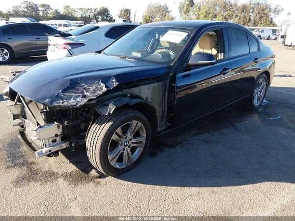 WBA8E3G53GNU01401 2016 BMW 3ER - Image 2