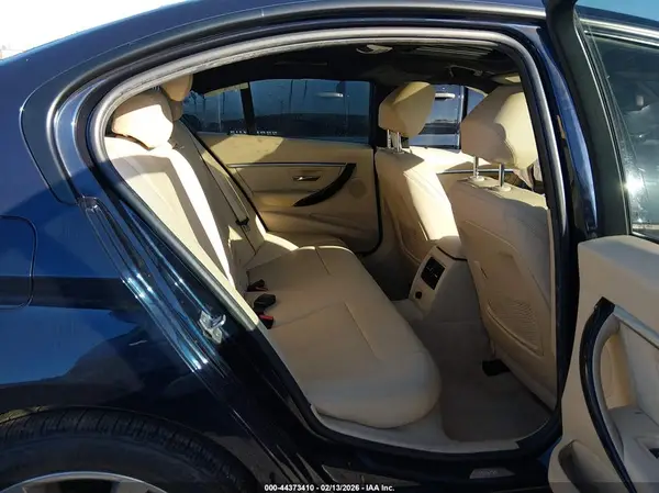 WBA8E3G53GNU01401 2016 BMW 3ER - Image 8