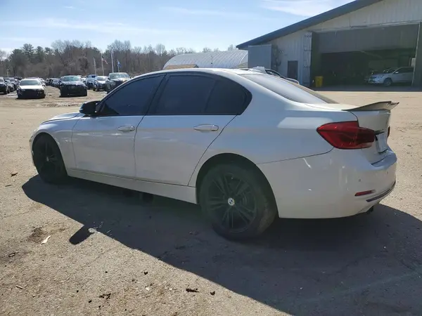WBA8E3G53GNU01592 2016 BMW 3ER - Image 2
