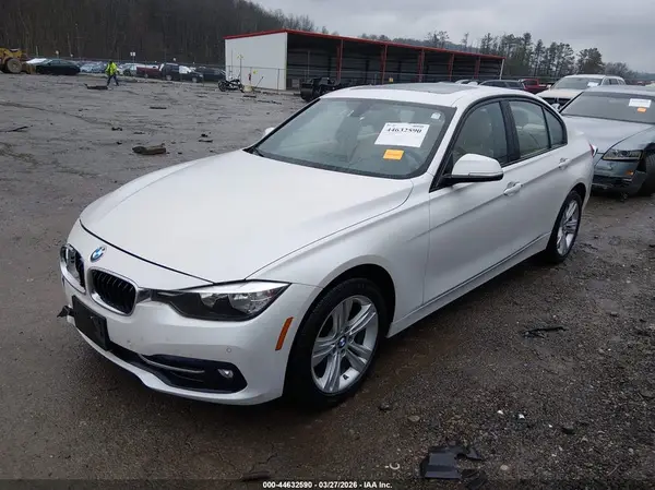 WBA8E3G54GNT75424 2016 BMW 3ER - Image 2