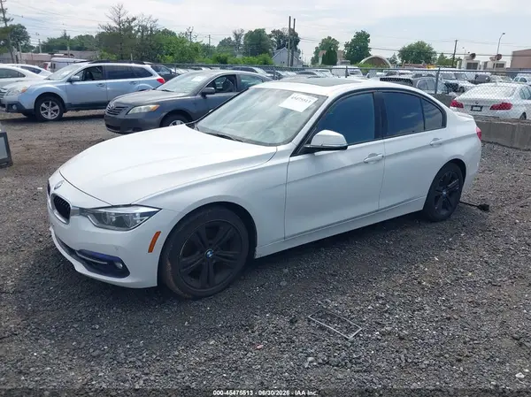 WBA8E3G54GNT77559 2016 BMW 3ER - Image 2