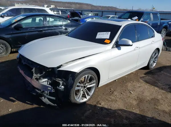WBA8E3G54GNT77710 2016 BMW 3ER - Image 2