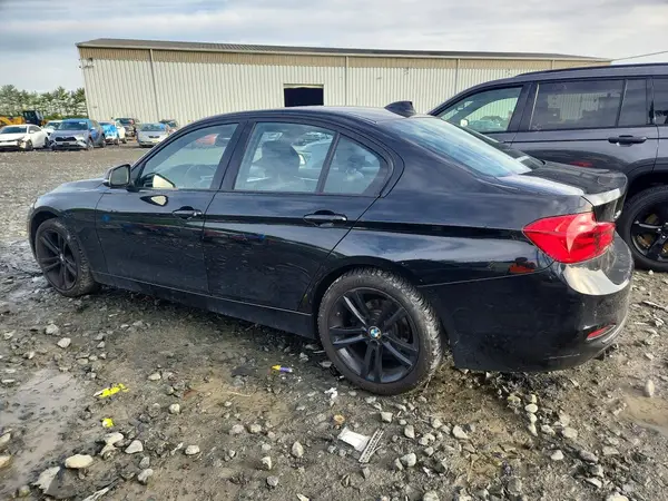WBA8E3G54GNT79179 2016 BMW 3ER - Image 2