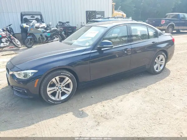WBA8E3G54GNU01276 2016 BMW 3ER - Image 2