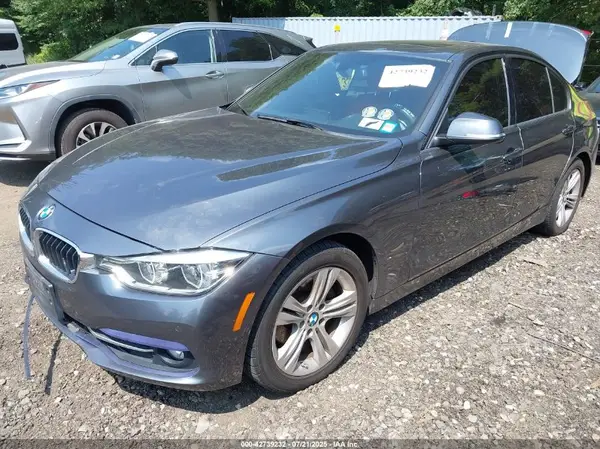 WBA8E3G54GNU01987 2016 BMW 3ER - Image 2
