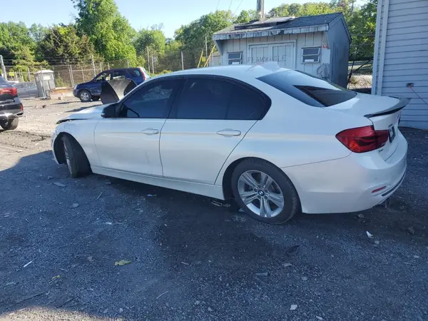 WBA8E3G55GNT77182 2016 BMW 3ER - Image 2