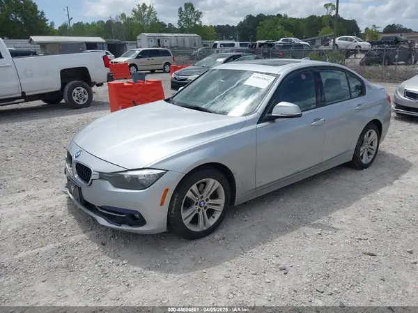 WBA8E3G55GNT77666 2016 BMW 3ER - Image 2