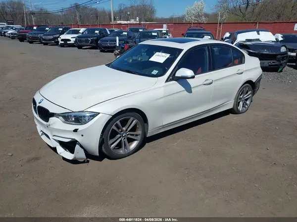 WBA8E3G55GNT80759 2016 BMW 3ER - Image 2